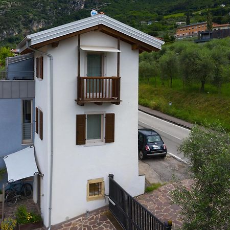 Villa La Torretta Arco Exterior foto